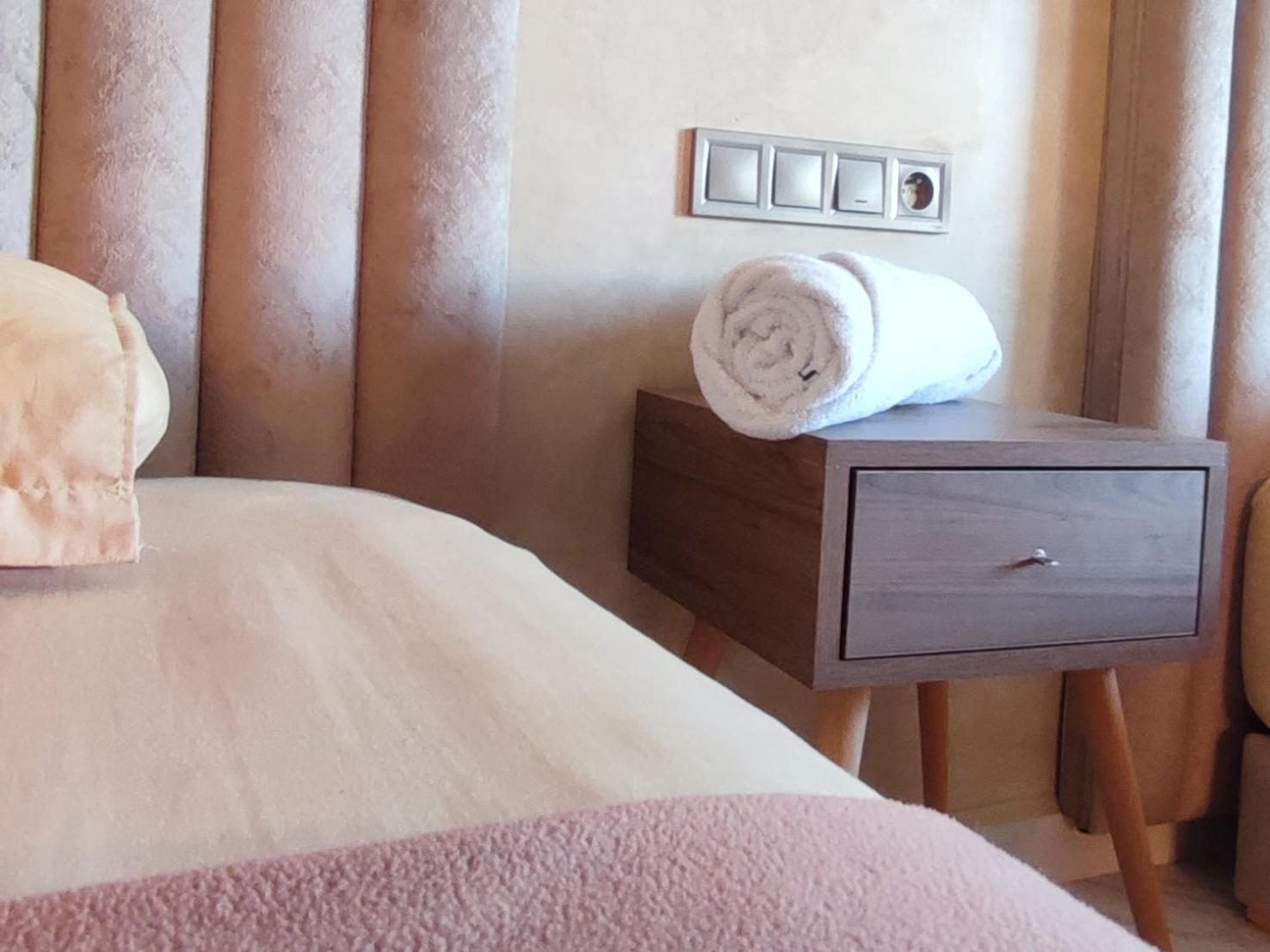 Albergue Tayyurt Surf Camp Tamraght Aourir Imi Mikki Habitación foto